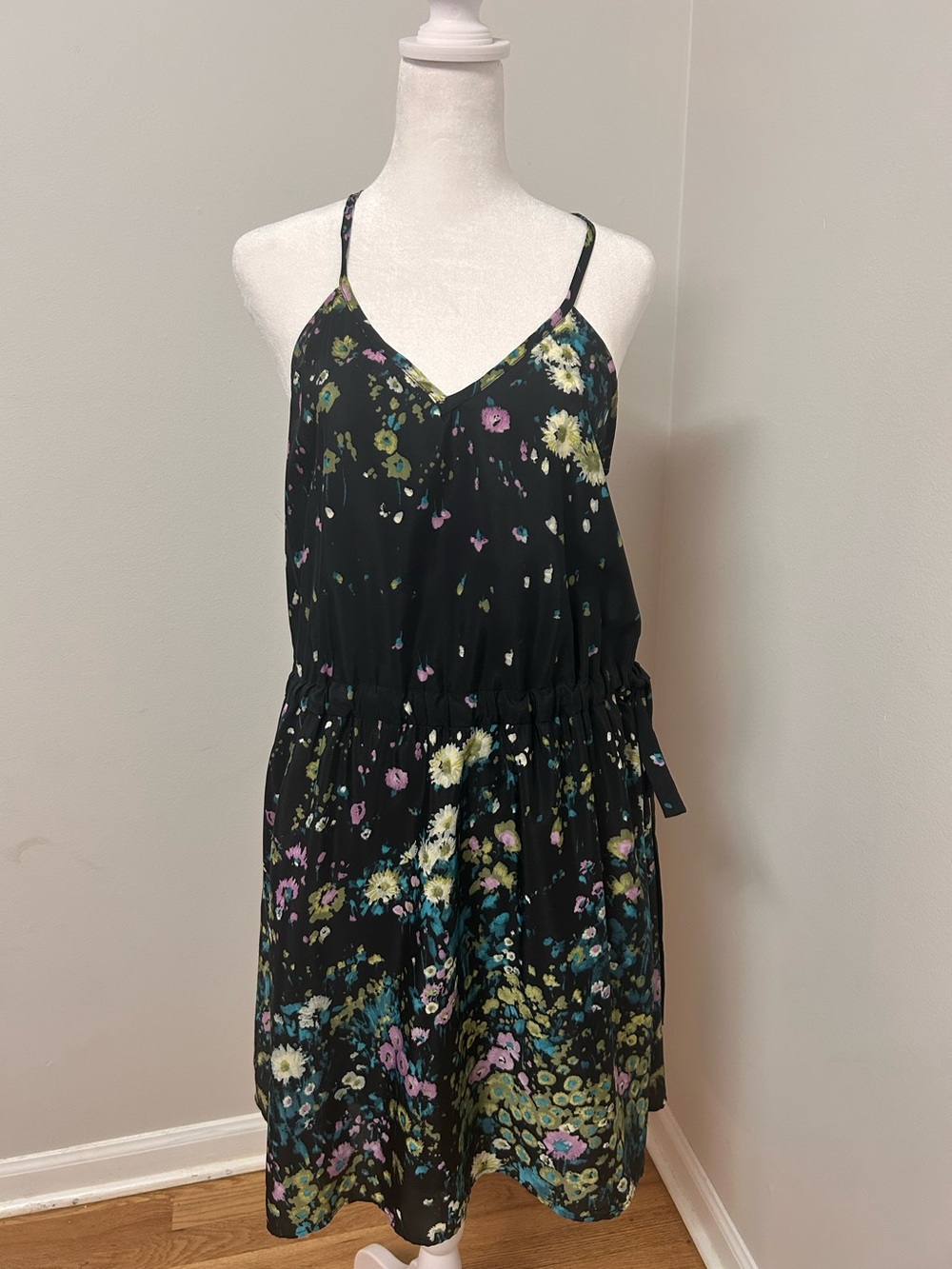 Collective Concepts Womenβs M Black Floral Sleeveless Tie Waist Midi Dress